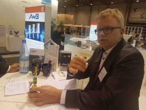 Dr. Bernhard Albert erklärt Lego Serious Play (Quelle: André Winzer)